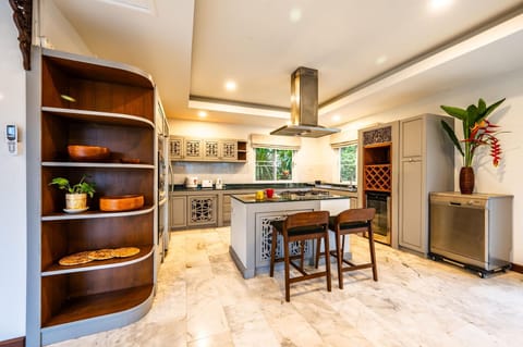 Kinnaree Grand Villa - pool, panoramic views, maid (10753)