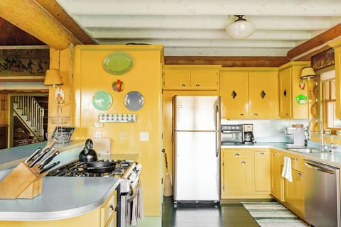 MDW Chief Joseph Rustic Log Home