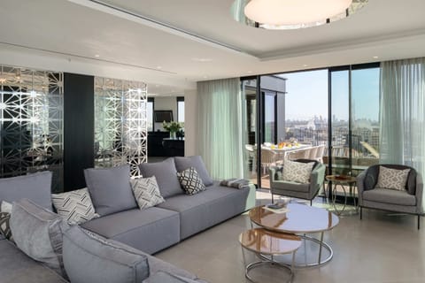 Luxurious 5BR Penthouse with Sea View with Mamad by HolyGuest Apartment in Tel Aviv-Yafo