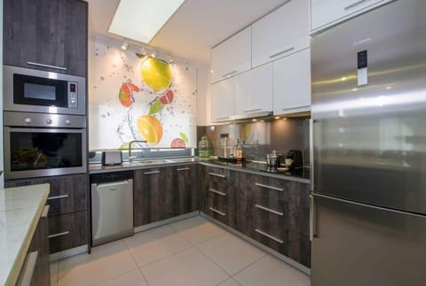 Fully equipped kitchen available