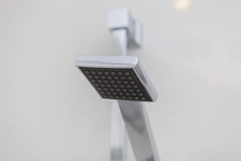 Hand-held showerhead