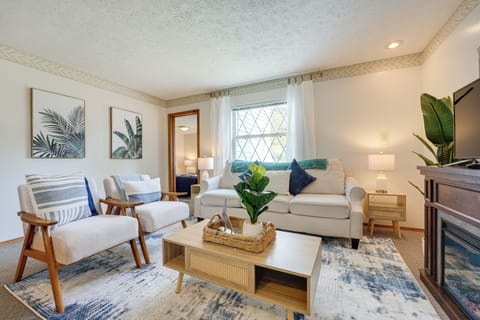 Branson Vacation Rental | 5BR | 4BA | 2 Steps Required | 1,464 Sq Ft