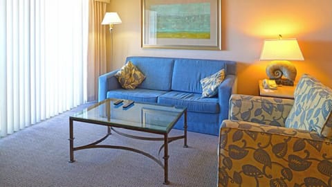 RVS_3_Room_Gallery_1_1