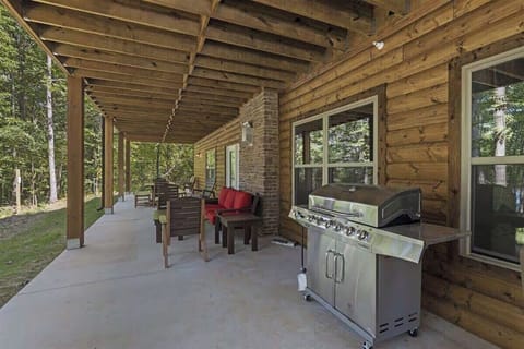 Downstair Patio and Gas Grill