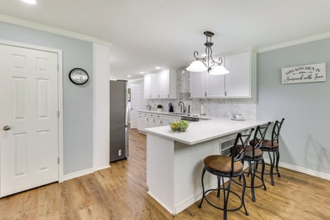 Kitchen | 1st Floor | Dishwasher | Coffee Maker | Cooking Basics | Crockpot