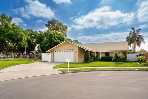 View from cul-de-sac