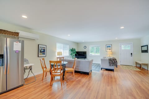 Dining Area | High Chair