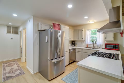 Kitchen | Cooking Basics | Coffee Maker | Ice Maker