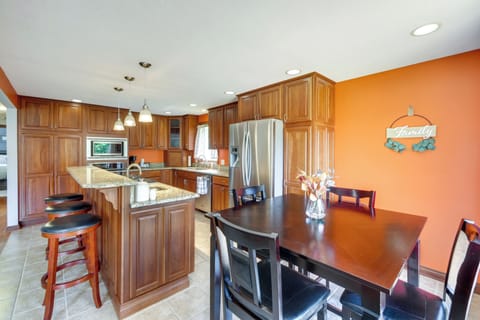 Kitchen | Stove | Wall Oven