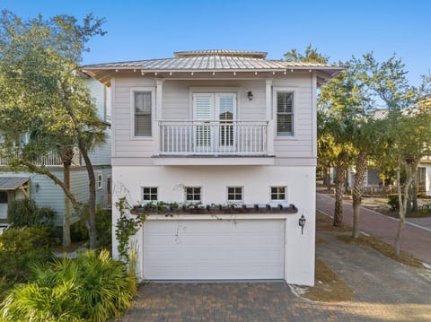 The carriage house offers a private entrance, accessed via its own dedicated staircase for exclusive entry. While a shared deck connects the carriage house and main house, each exterior door is equipped with secure deadbolts, ensuring privacy and security.