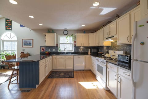 Stylish yet functional kitchen.