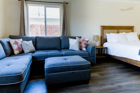 A comfy spot + a TV setup = your new favorite room. Reserve today! #travelsgvcertified
