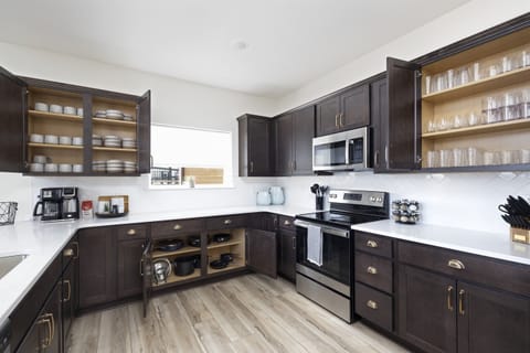 Fully Stocked Kitchen