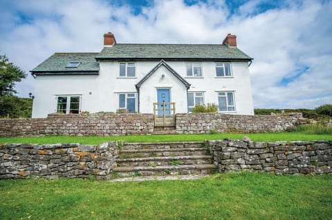 Windy Walls - 3 Bedroom Holiday Home - Rhossili (3740)