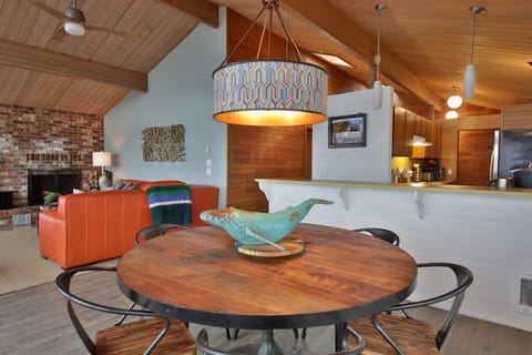 Artfully design dining space