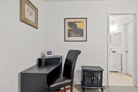 Designated work area in bedroom 2.