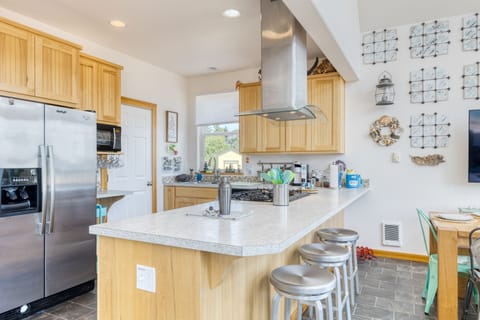 Fully-equipped kitchen.