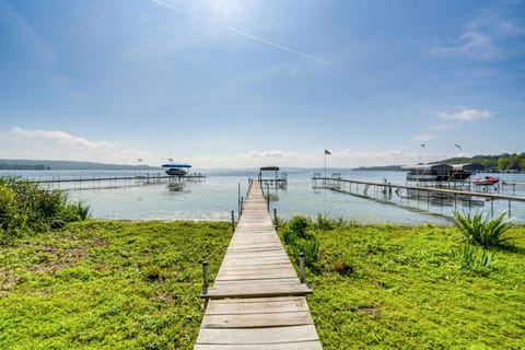 Lake Access | Boat Dock