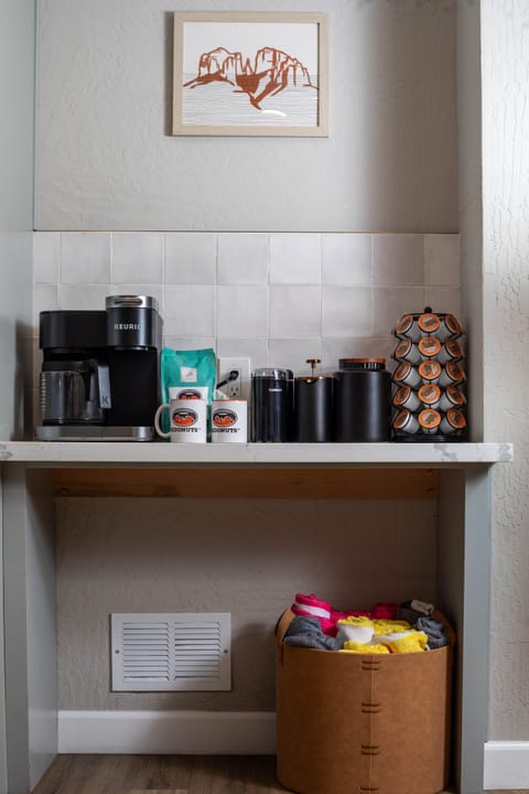 We are not affiliated with Sedonuts... We just love them (and good donuts).