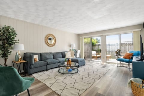 Spacious Living Room