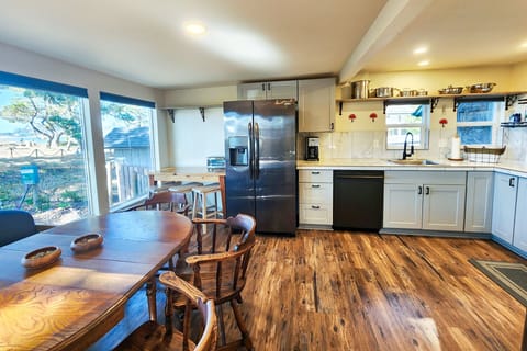 Large kitchen -perfect for the chef!