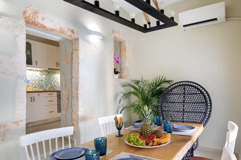 Dining Room 1st Floor