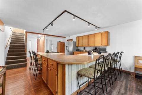 Open, airy space seamless dining and living areas for ultimate comfort