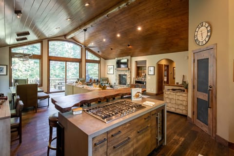 Polaris Kitchen Dining and Living Area - Polaris Kitchen Dining and Living Area