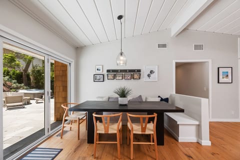 Dining inside or out