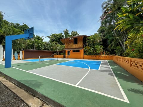 Sport court