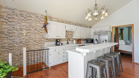 Additional seating at the kitchen bar!