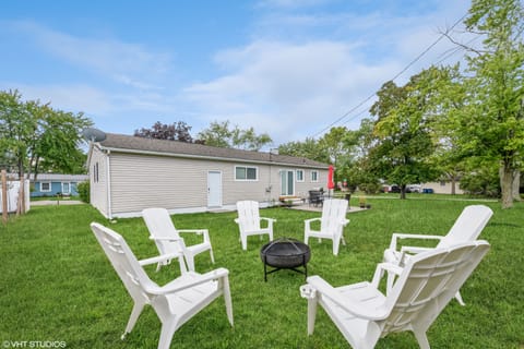 Fire pit and seating for 6.