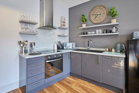 Rooftops Grey, Alnwick - Host & Stay