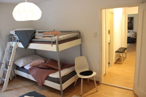 1 bedroom, iron/ironing board, internet, bed sheets