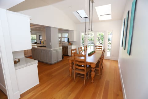 Kitchen (Downstairs)