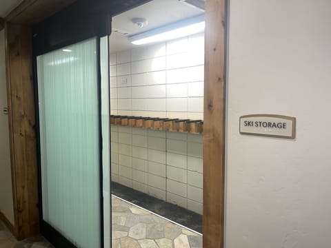 Ski Lockers