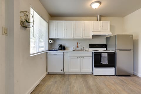 Fridge, stovetop, dishwasher, coffee/tea maker