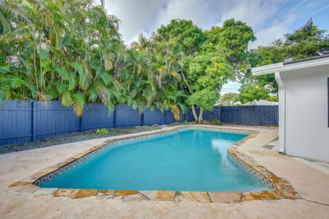 Wilton Manors Vacation Rental | 4BR | 3BA | 1 Exterior Step Required