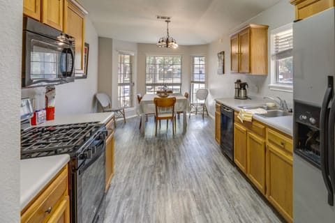 Kitchen & Dining Area | Keyless Entry | Central Air Conditioning