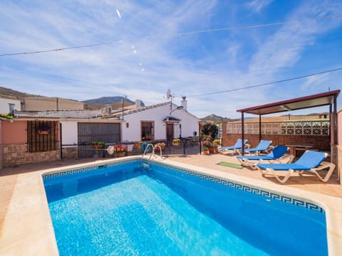 Rural house with pool in Ardales for 6 people