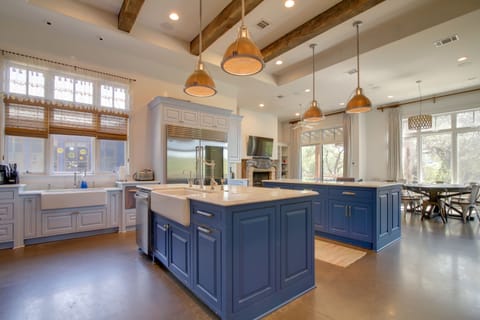 Kitchen | Cooking Basics | Dishware & Flatware | Keurig | Drip Coffee Maker