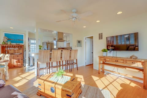 Casa de Playa- South Mission Beach Escape! Upstairs 3 Bed/ 2 Bath