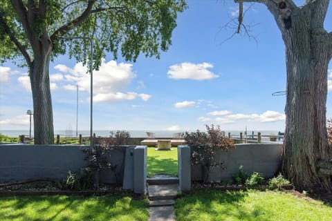 a826e23d-89ad-4cdb-8e24-cf07200df5bb