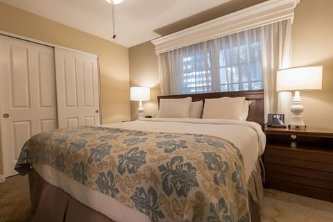 Unit with King size bed