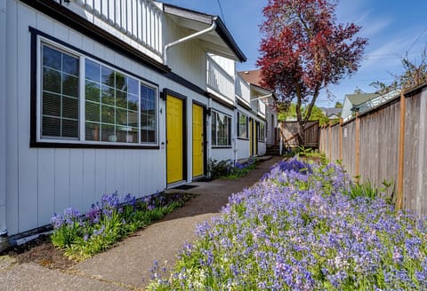 Small - Spring Time! - 2048 Majestic -1-RMLS small