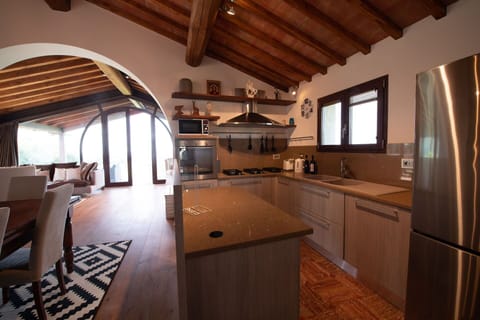 Cabinetry, Property, Countertop, Furniture, Wood, Sink, Interior Design, Kitchen, Window, Kitchen Appliance