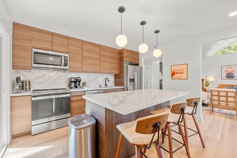 Fully-equipped kitchen?