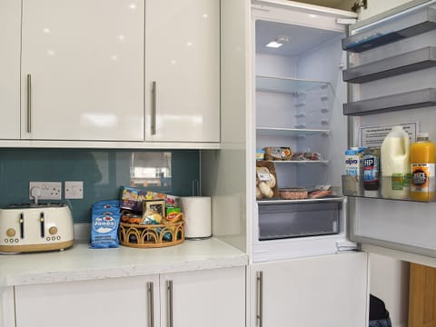 Kitchen | Wylandre, Amlwch