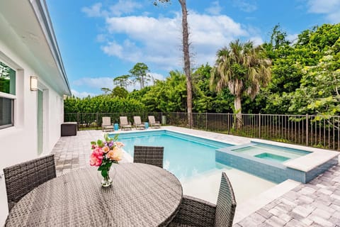 Outdoor pool, a heated pool