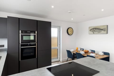 Lovely Cottage with Hot Tub